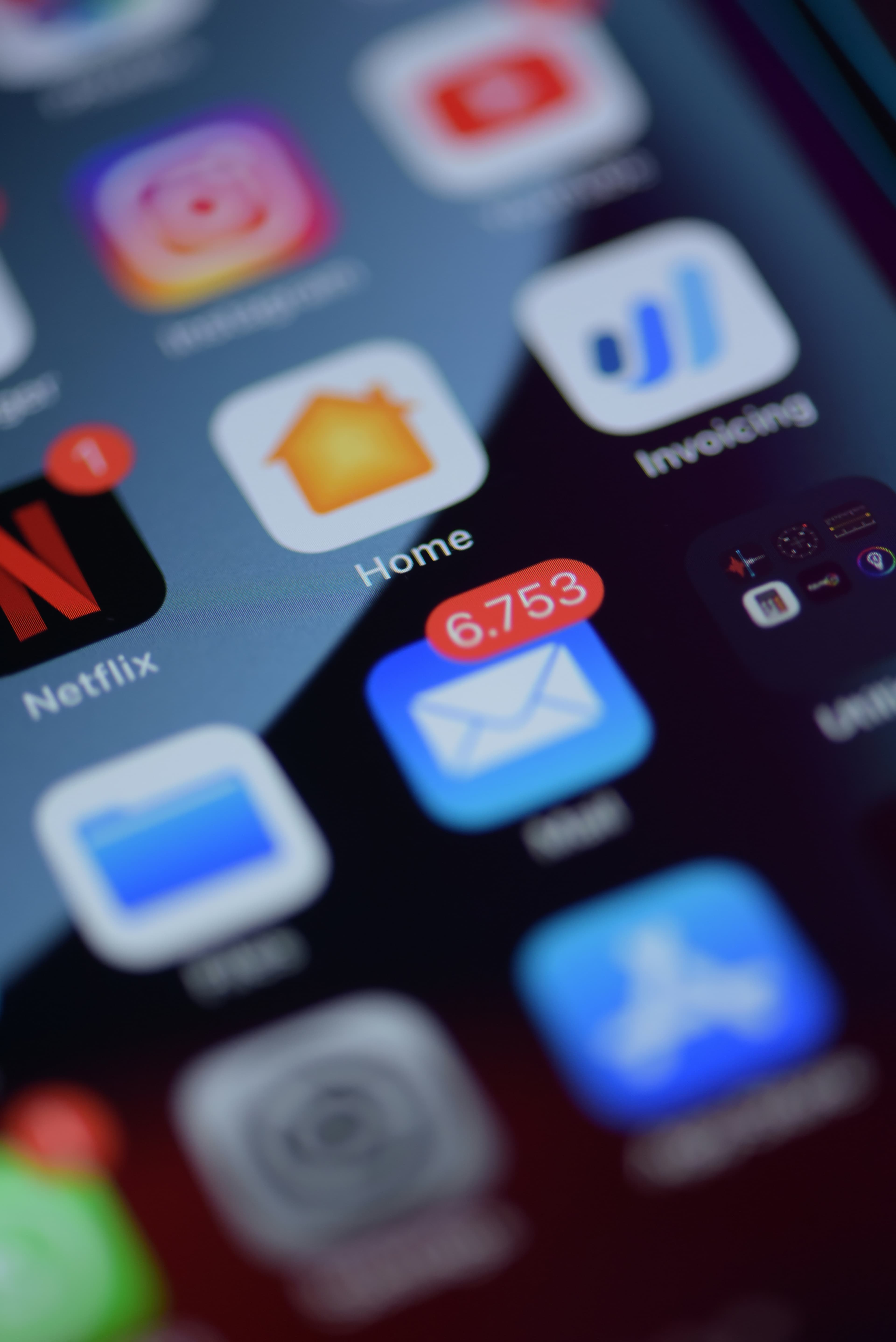 What is a Burner Email? The Ultimate 2026 Guide to Temporary Inboxes